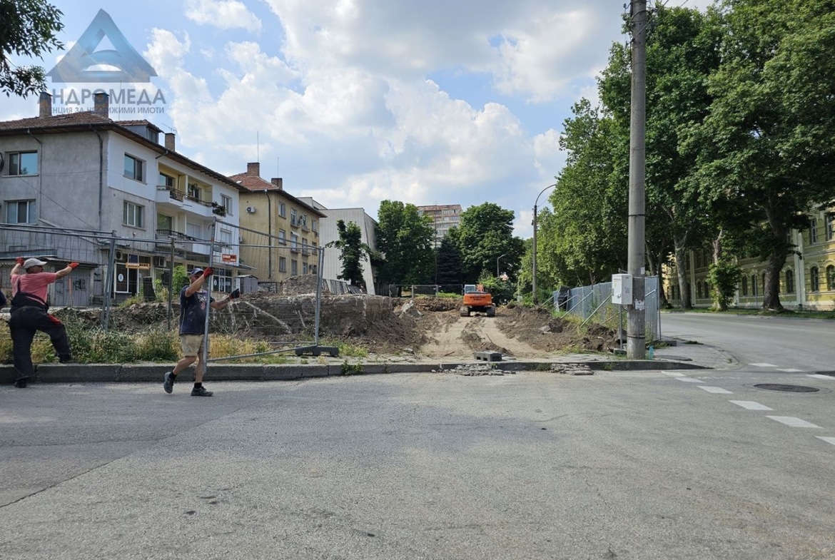 Двустаен в сграда ГАЛЕРИЯ до ИСТОРИЧЕСКИ МУЗЕЙ ! - 0