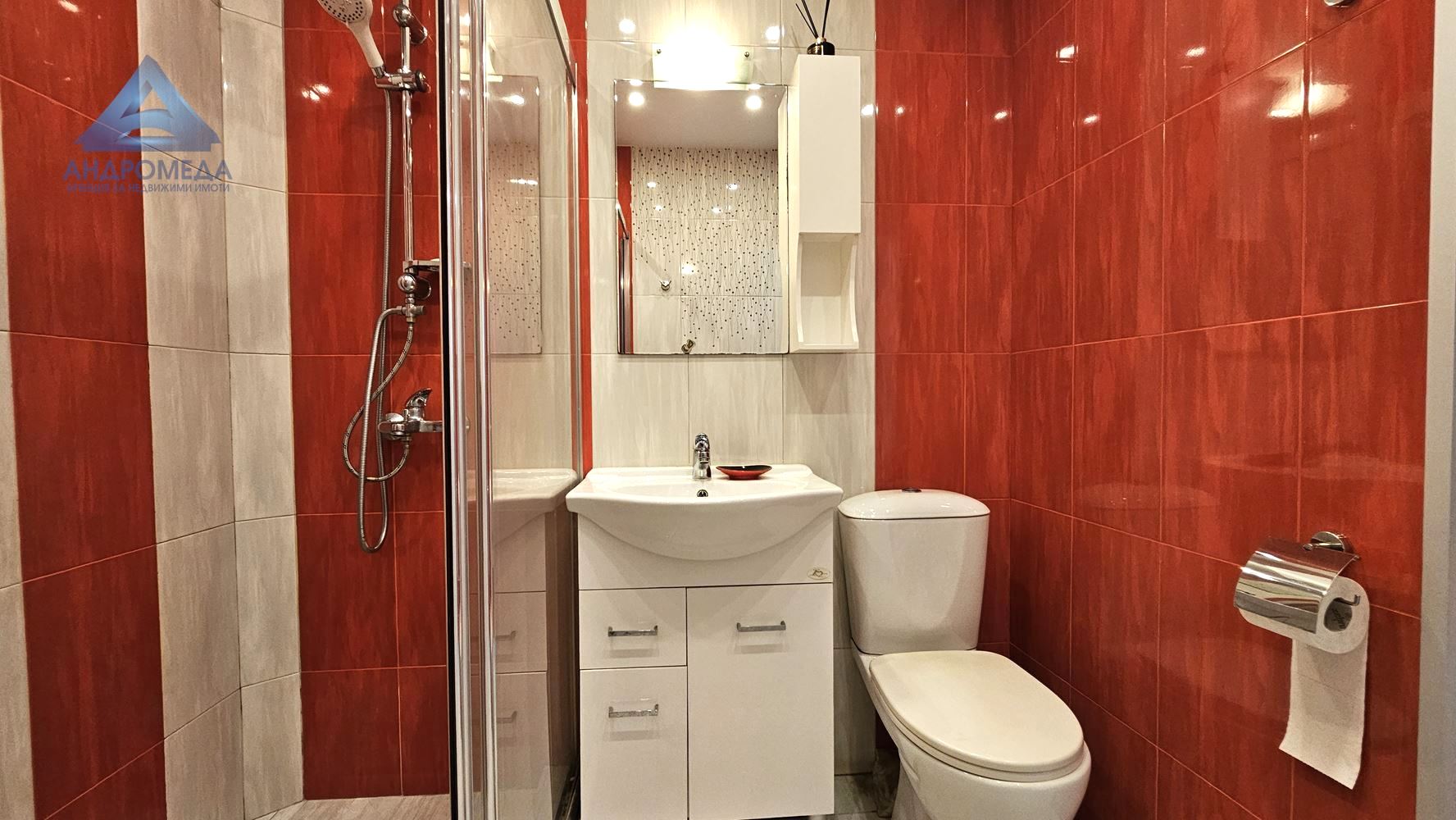 Светъл и топъл тристаен в жк.Овча купел 2 - 0