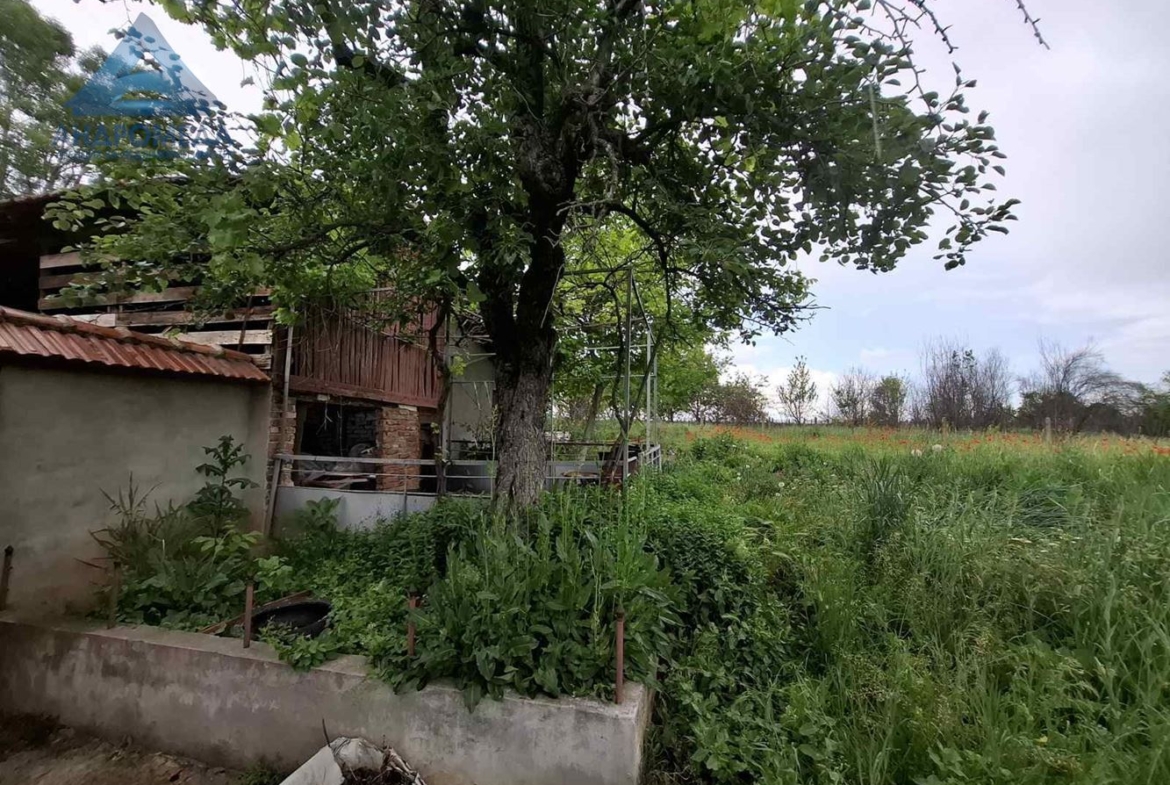 Самостоятелна Къща в с.Дойренци - 0
