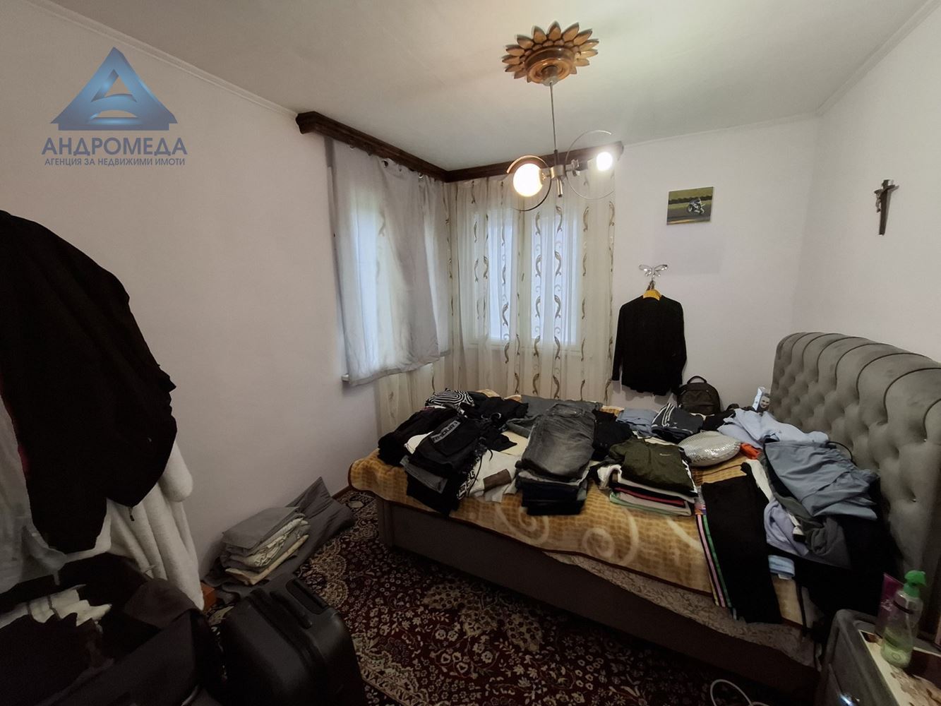 Самостоятелна Къща в с.Дойренци - 0