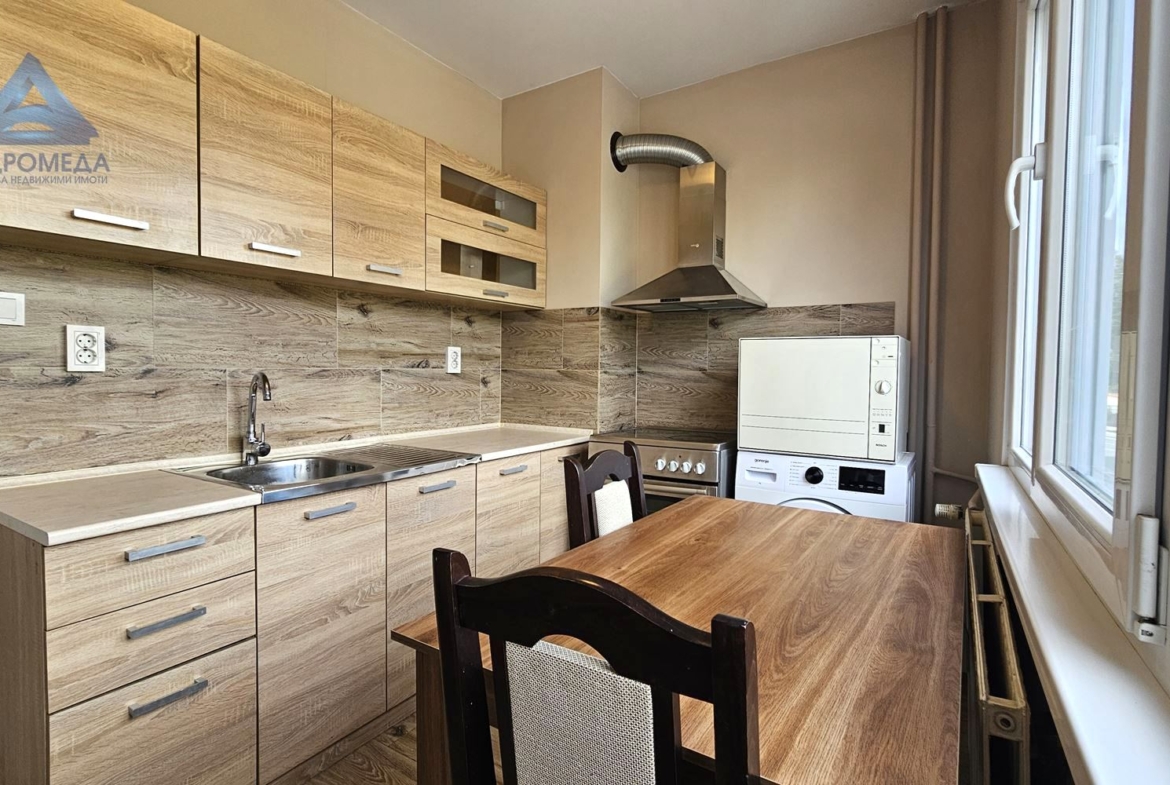 Светъл и топъл тристаен в жк.Овча купел 2 - 0