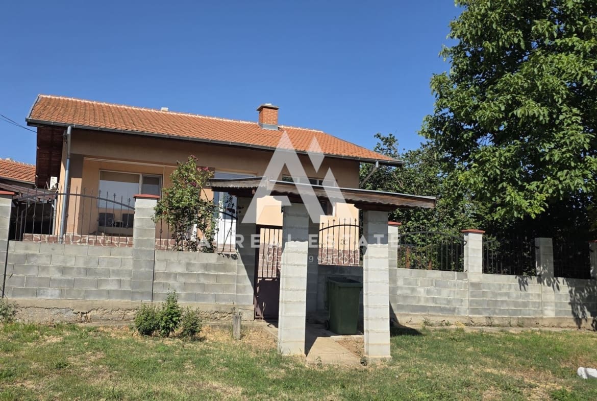 🏡 Еднофамилна къща с двор в с. Брестовец – само на 7 км от гр. Плевен! - 0