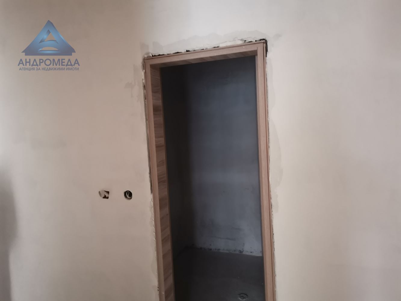 Тристаен апартамент - 0