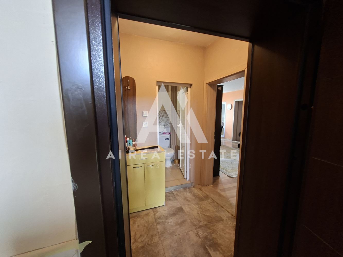 ДВУСТАЕН АПАРТАМЕНТ - 0