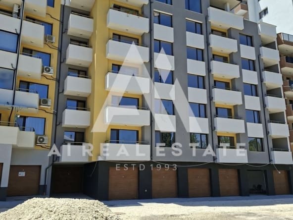 Тристаен апартамент - 0