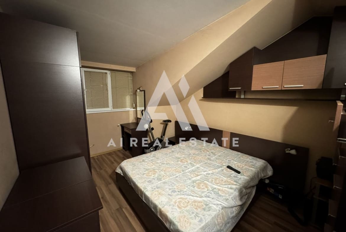 ЕА 18210 | Продава се 4-стаен апартамент, пл. Македония, гр. Плевен - 0