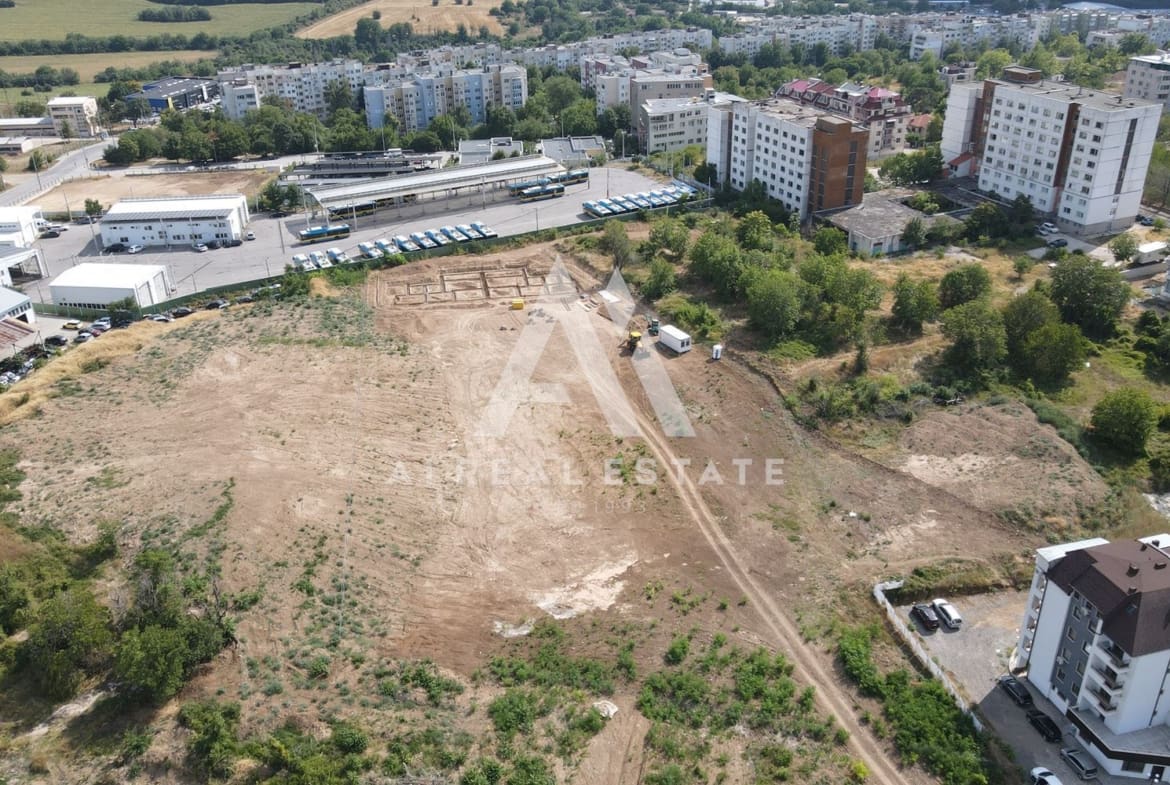 Къща в Затворен комплекс "Свети Сава" - 0