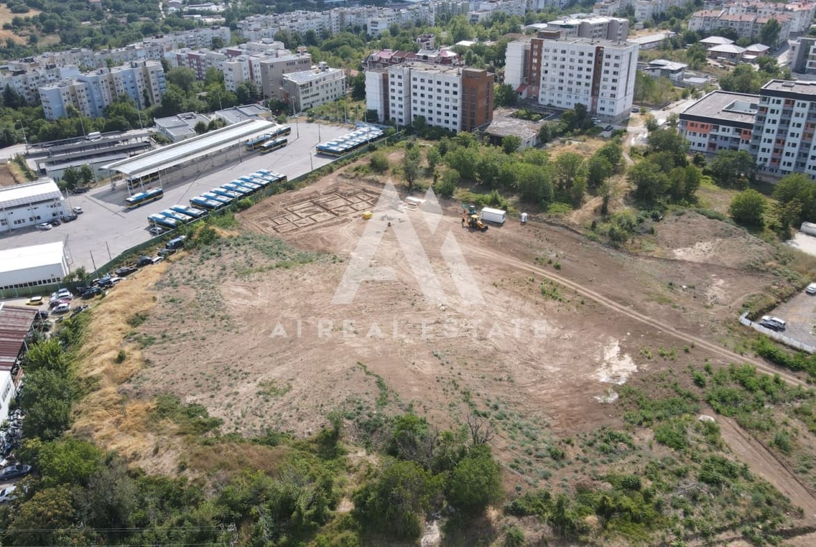 Къща в Затворен комплекс "Свети Сава" - 0