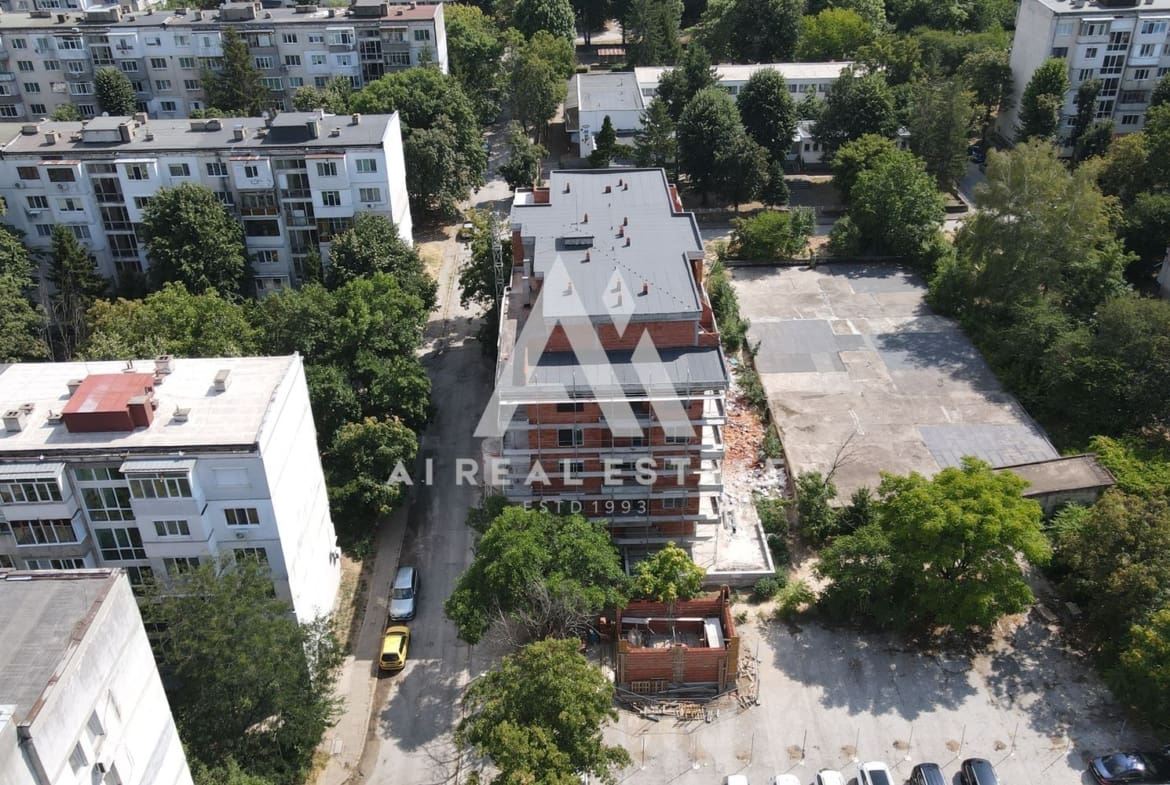 БИЛД - А3 - Сторгозия - 0