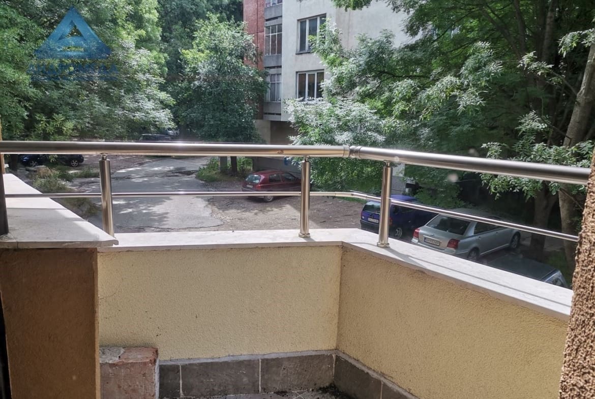 двустаен под наем - 0