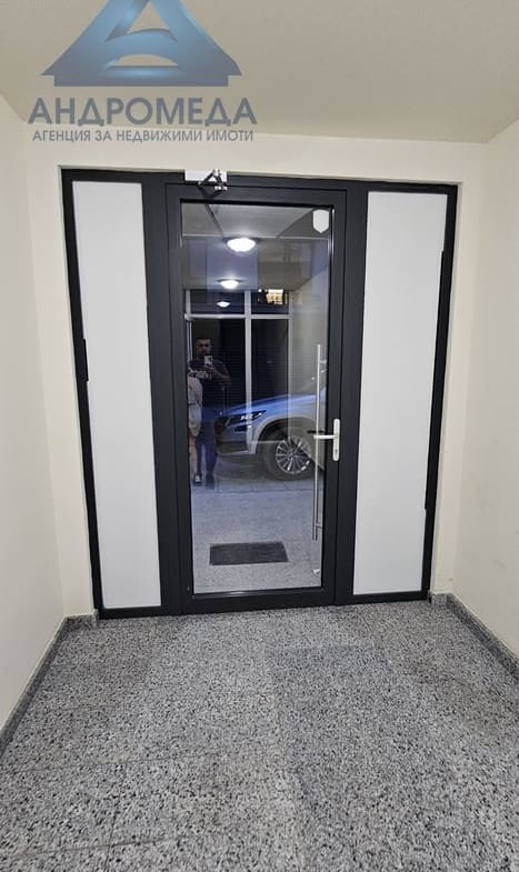 Двустаен на минути от Медицински университет ! - 0