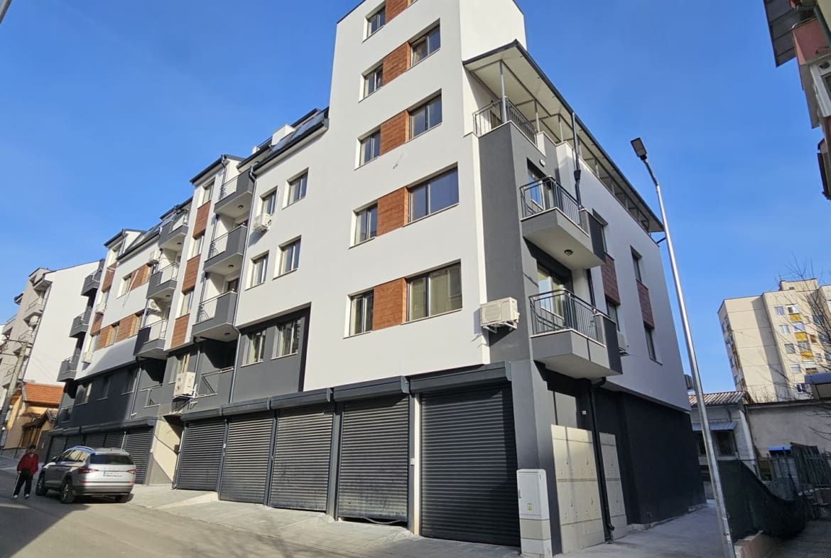 Двустаен на минути от Медицински университет ! - 0