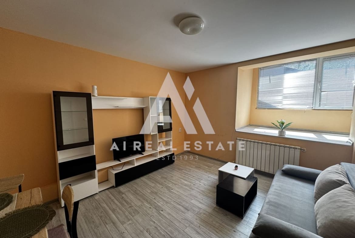 4-стаен апартамент *Под наем* до входа на МУ - 0