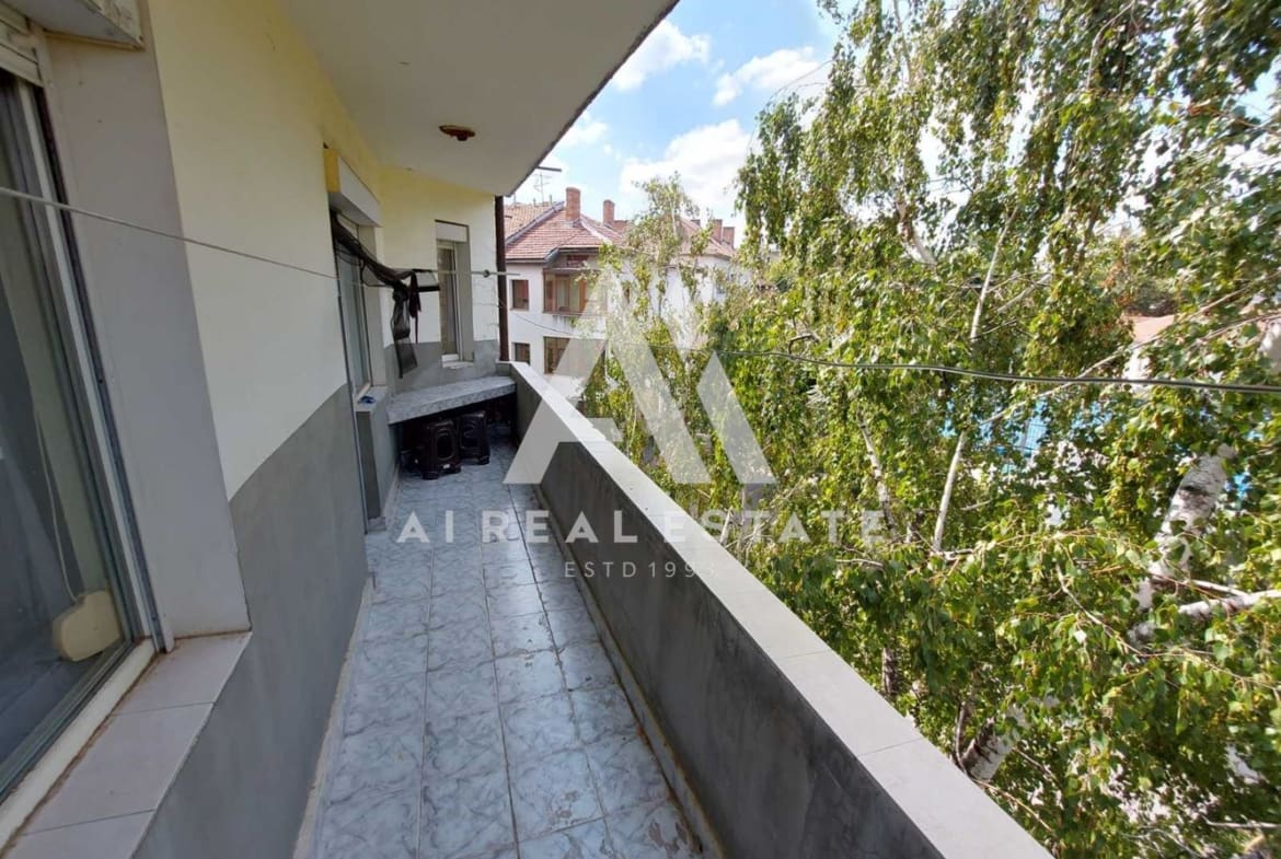 Тристаен до МУ! - 0