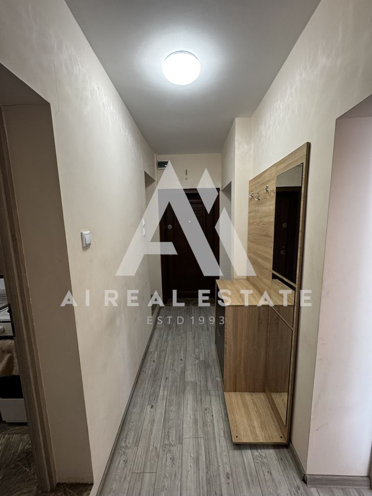 4-стаен апартамент *Под наем* до входа на МУ - 0