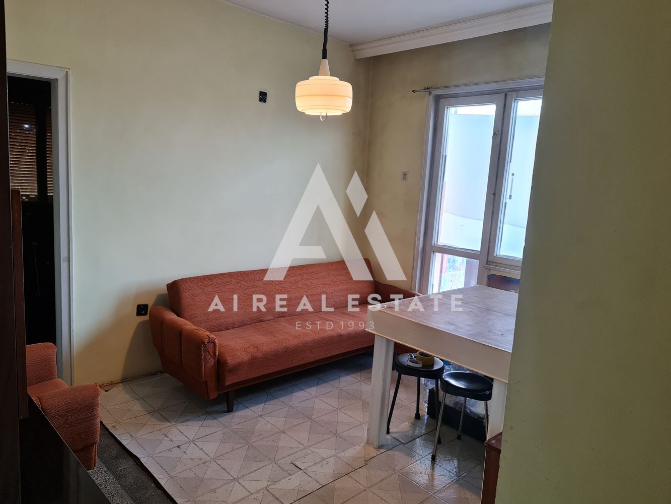 Тристаен Идеален център! - 0