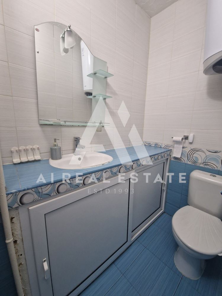 тристаен под наем - 0