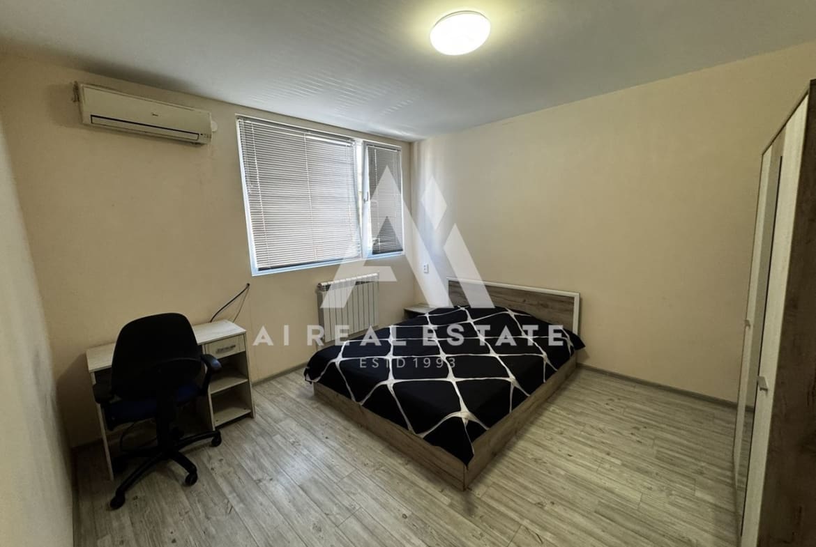 4-стаен апартамент *Под наем* до входа на МУ - 0