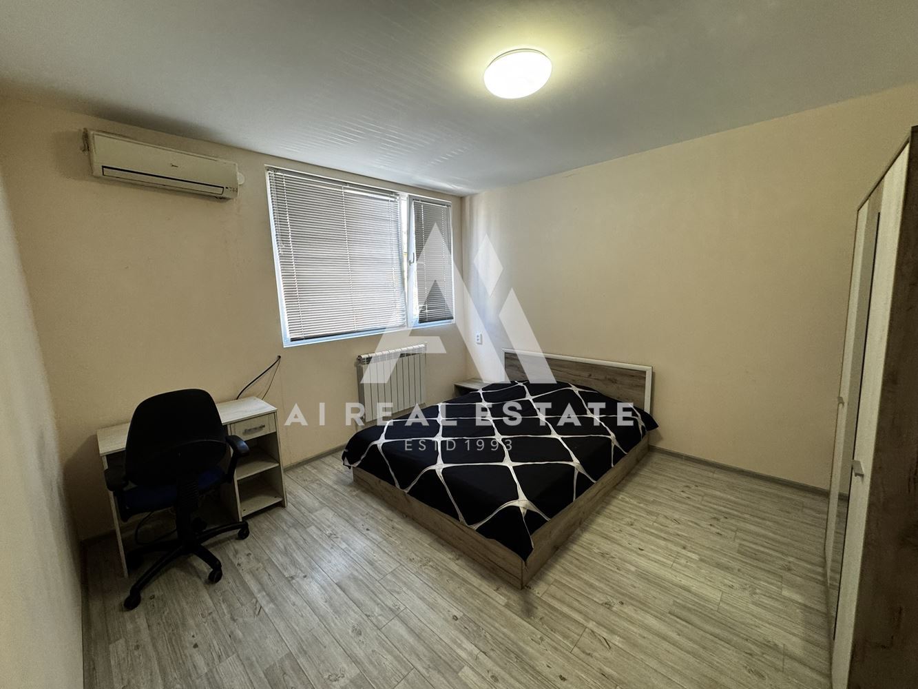 4-стаен апартамент *Под наем* до входа на МУ - 0