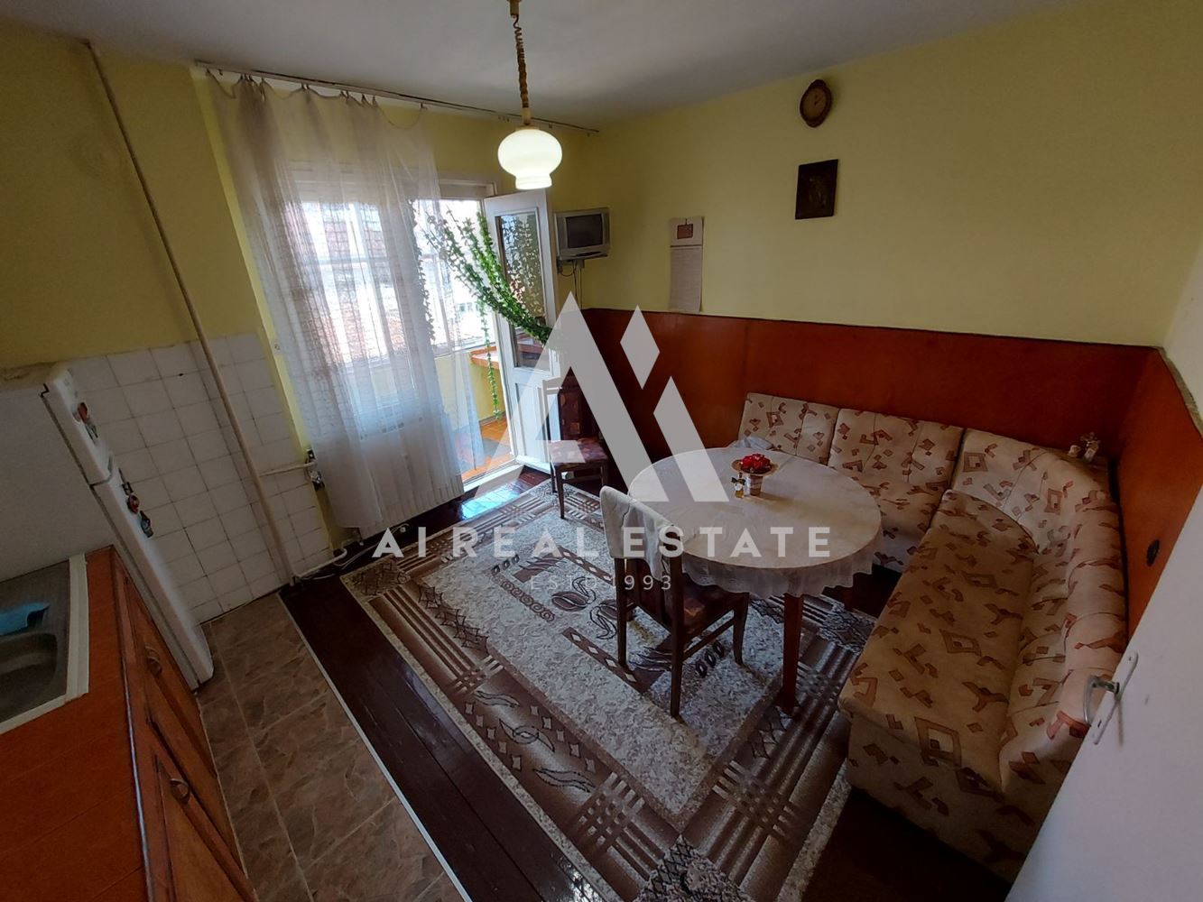 Тристаен до МУ! - 0