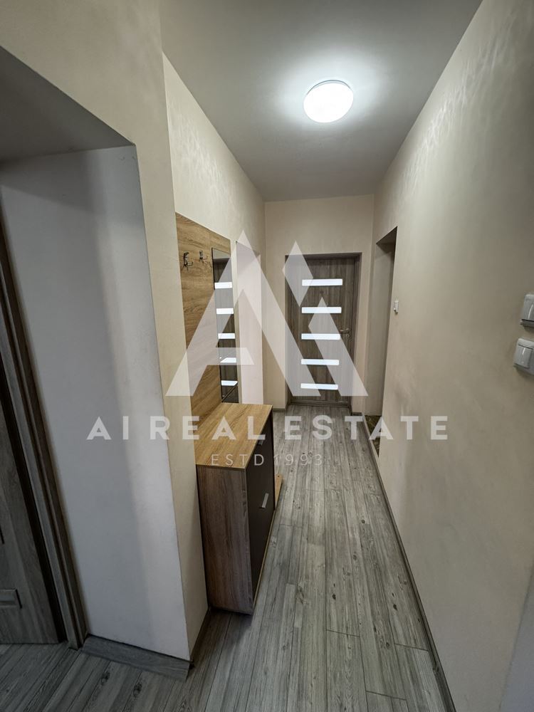 4-стаен апартамент *Под наем* до входа на МУ - 0