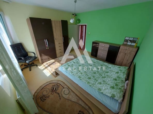 Тристаен до МУ! - 0