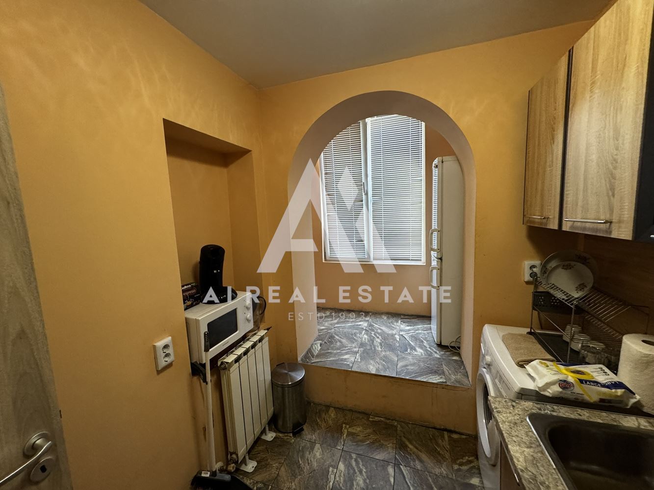 4-стаен апартамент *Под наем* до входа на МУ - 0