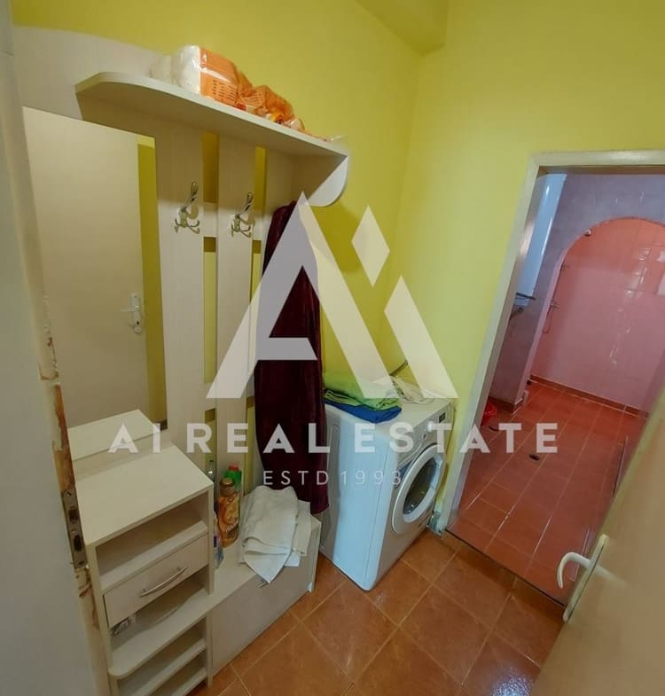 Тристаен до МУ! - 0