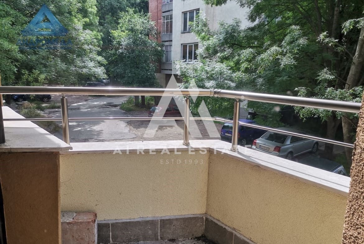 двустаен апартамент - 0