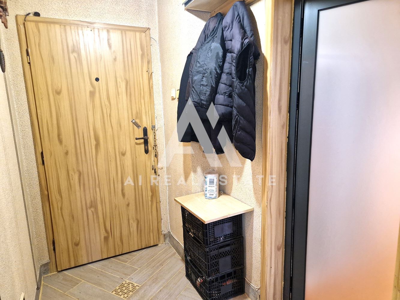 Продава гарсониера в ж.к. Сторгозия - 0