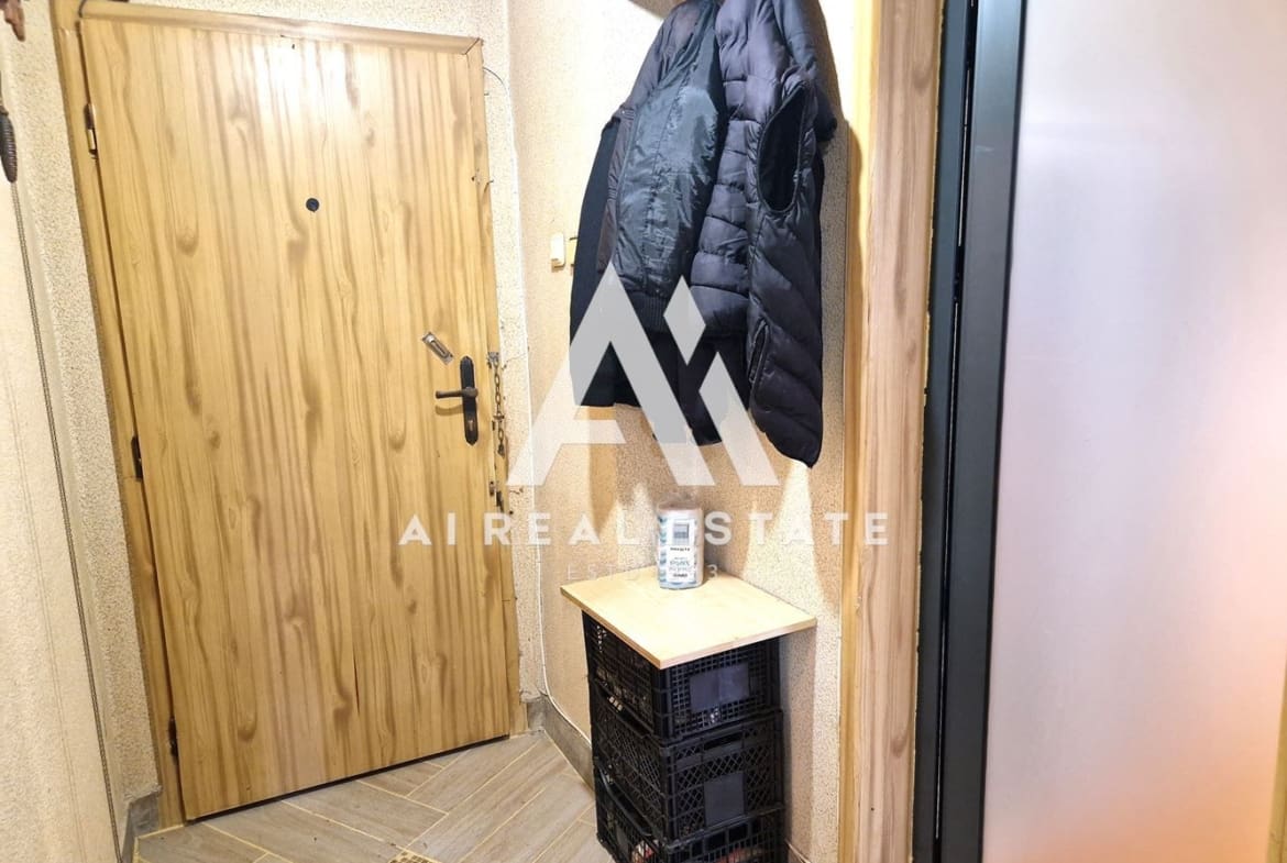 Продава гарсониера в ж.к. Сторгозия - 0