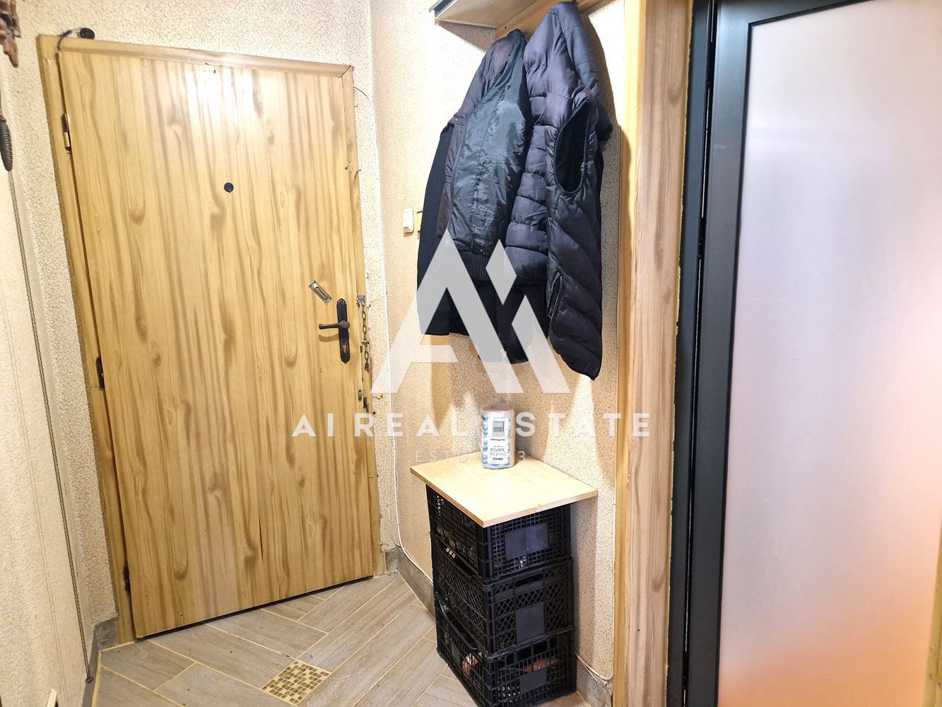 Продава гарсониера в ж.к. Сторгозия - 0