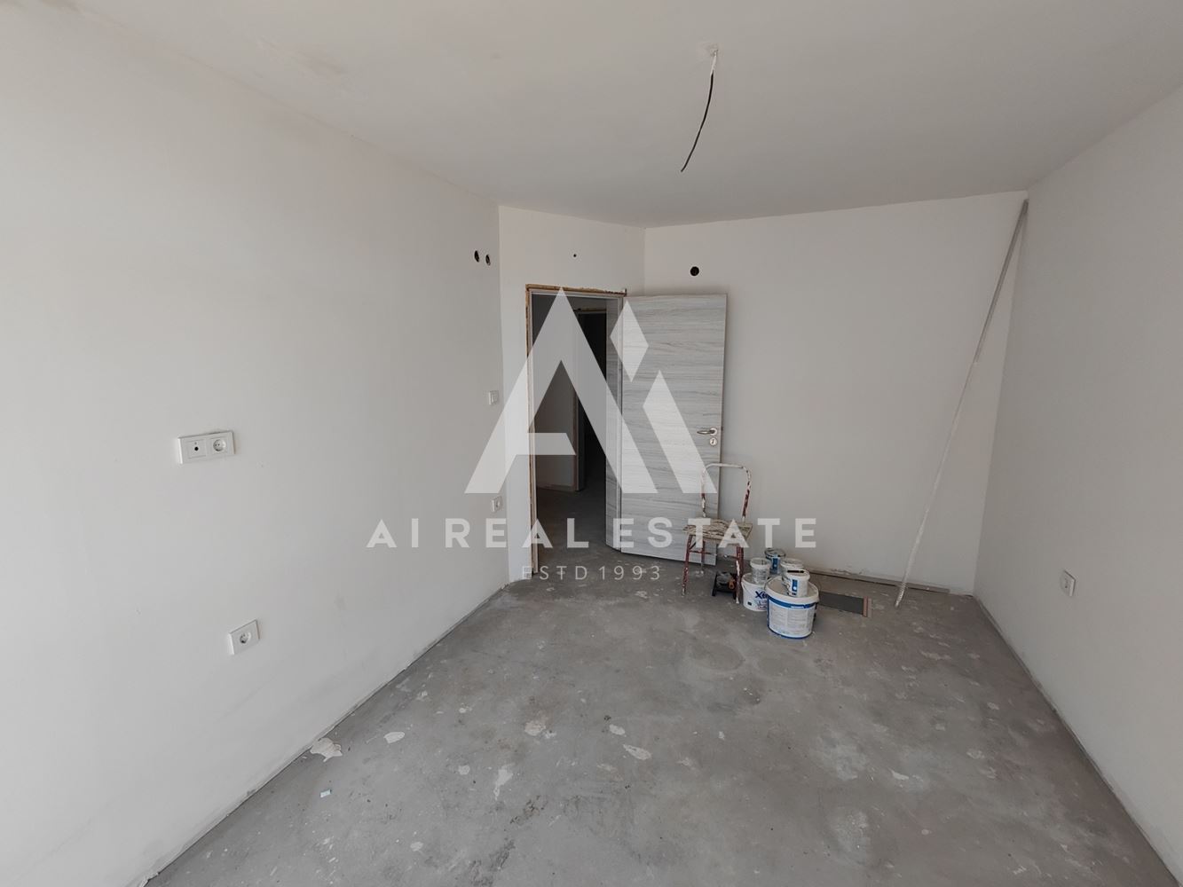 Тристаен апартамент в идеалния център на гр. Плевен! - 0