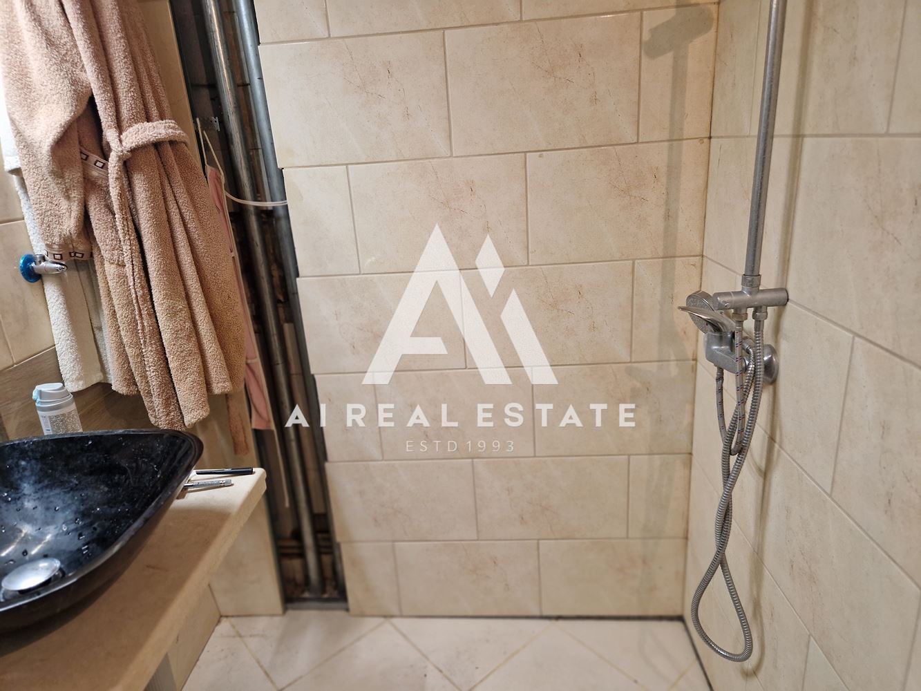 Продава гарсониера в ж.к. Сторгозия - 0