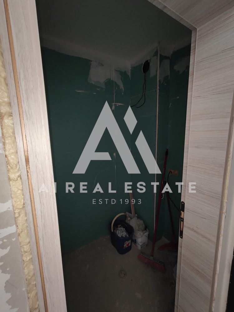 Тристаен апартамент в идеалния център на гр. Плевен! - 0