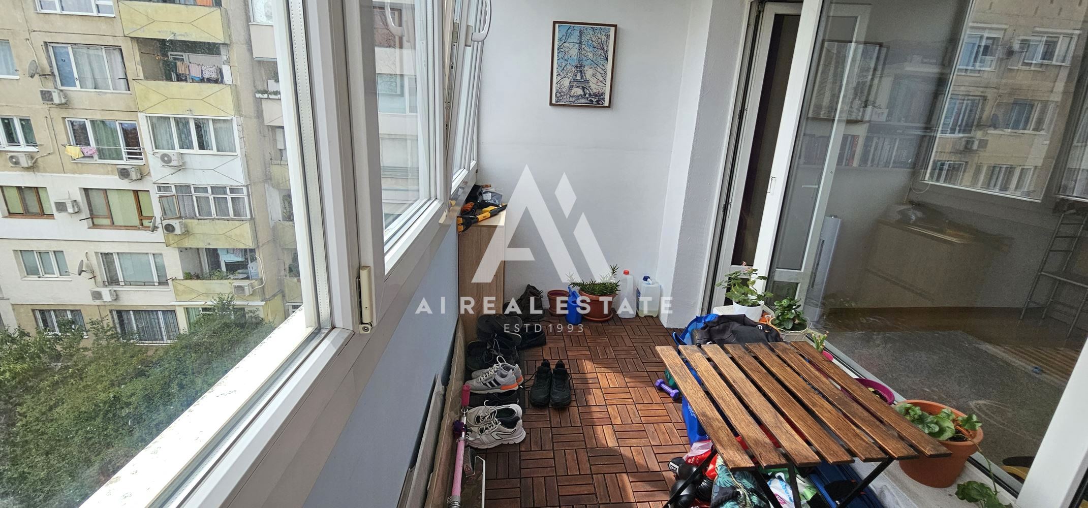 Слънчев тристаен апартамент в жк. Младост 4 - 0