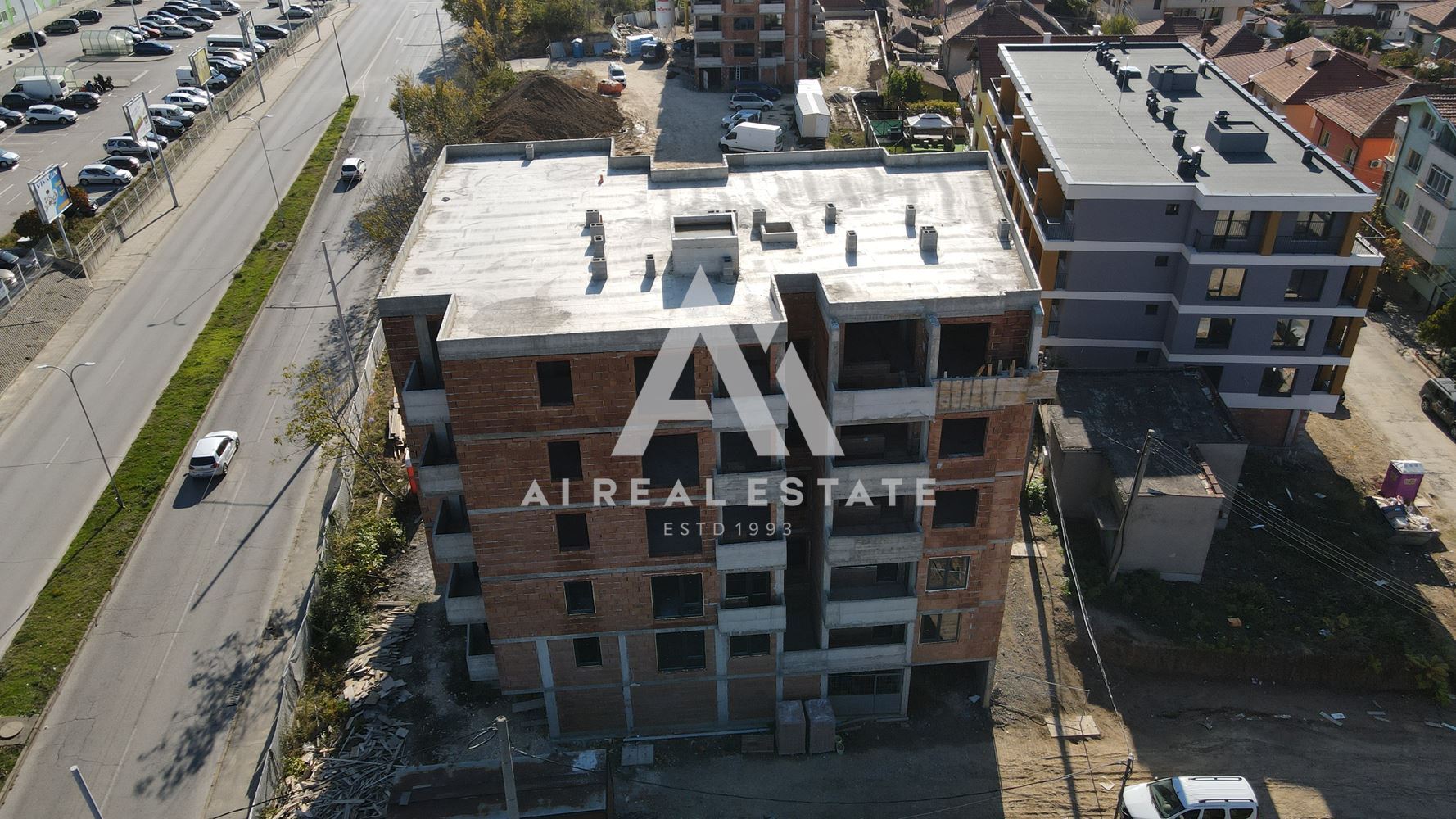 Тристаен апартамент в нова сграда след Акт 14 – S.M.3 - 0