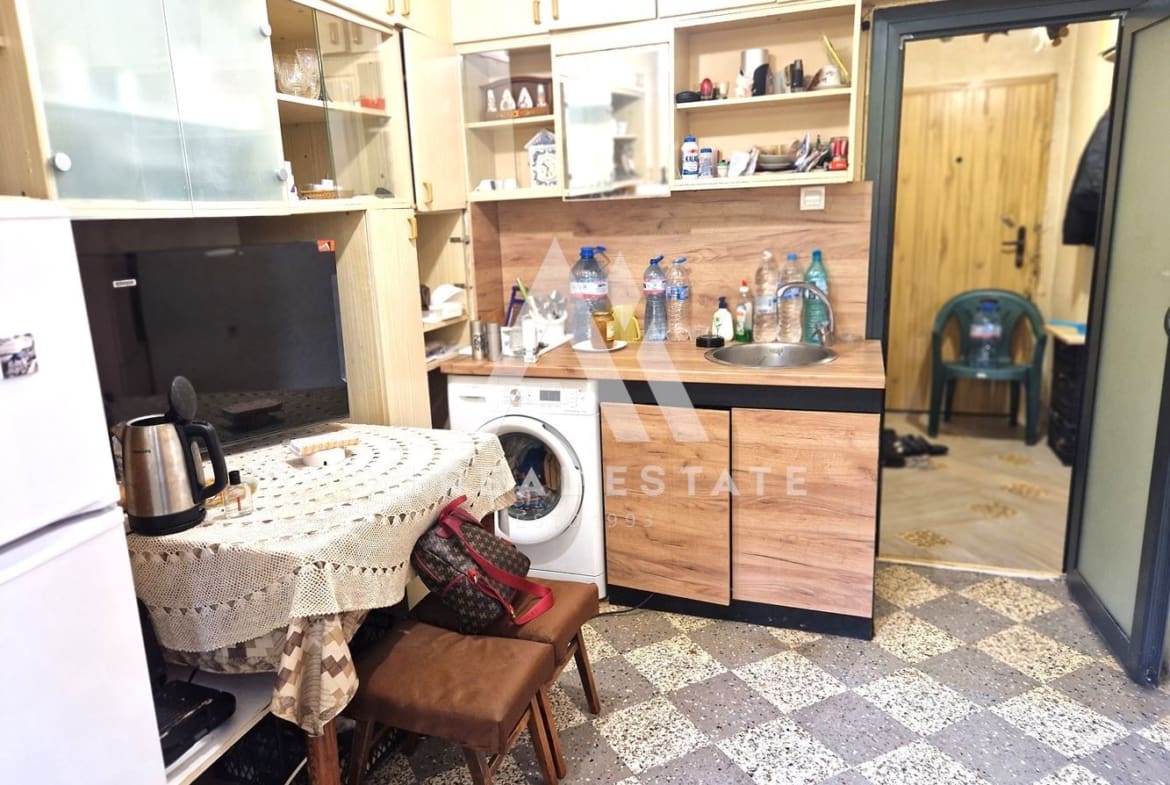 Продава гарсониера в ж.к. Сторгозия - 0