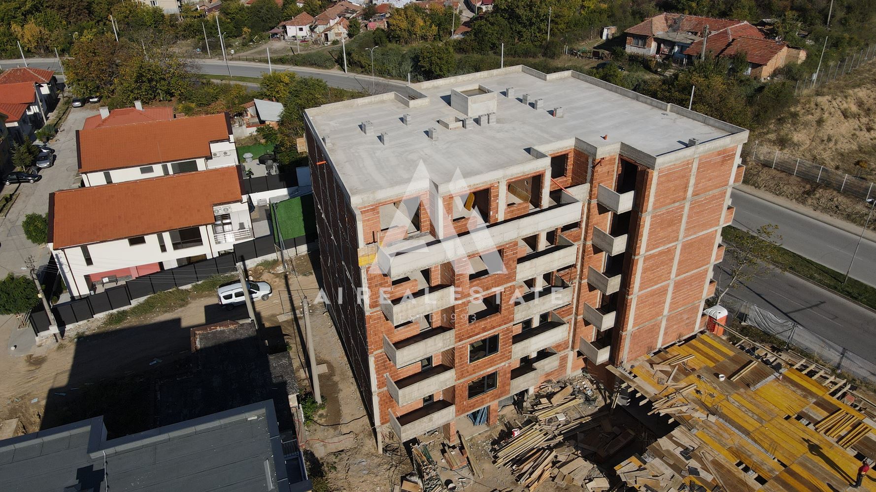 Тристаен апартамент в нова сграда след Акт 14 – S.M.3 - 0