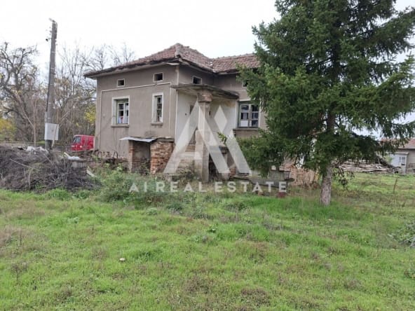 КЪЩА С ДВОР - 0