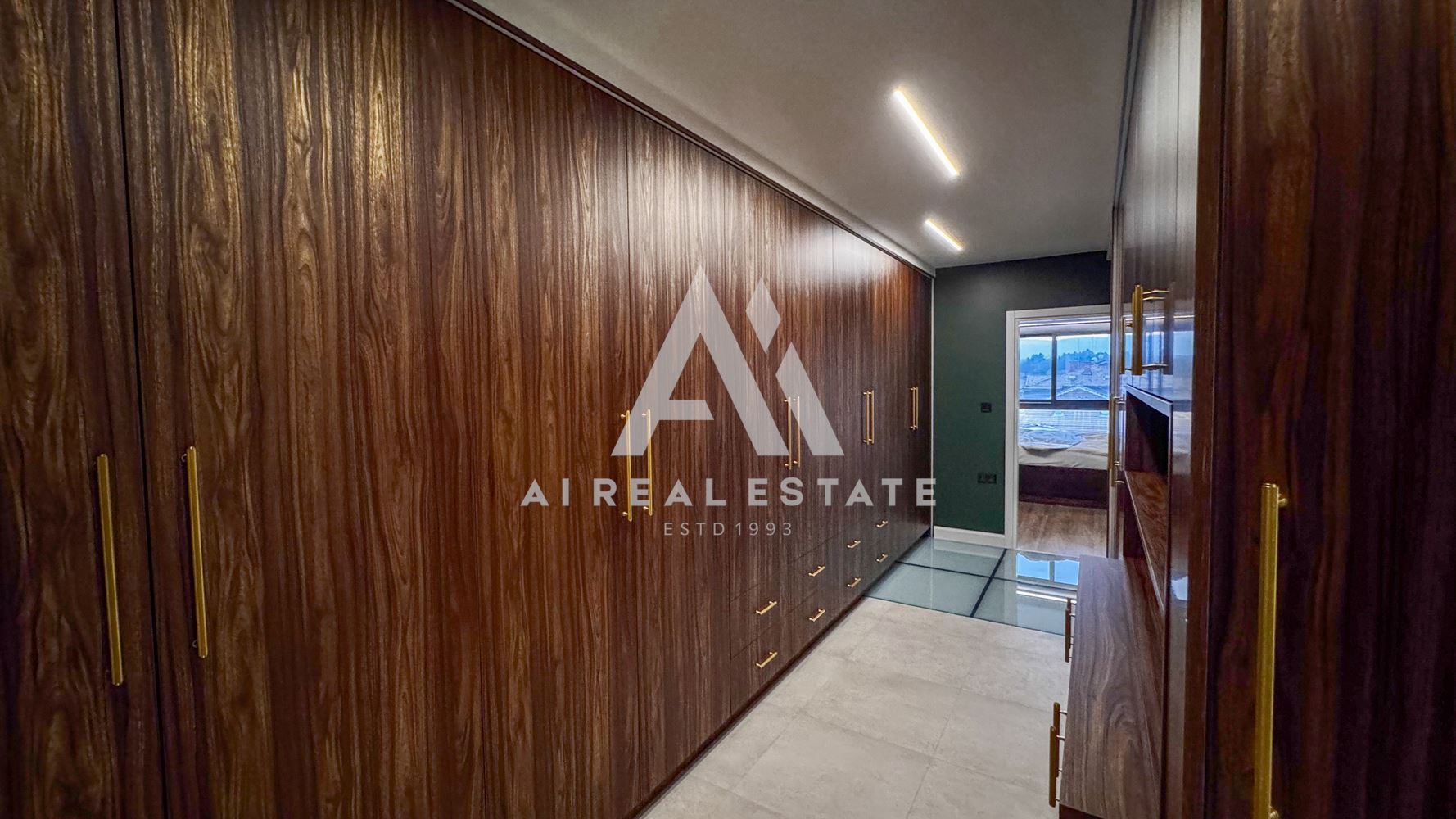 Апартамент с три спални - ул.Странджа 13 ! - 0