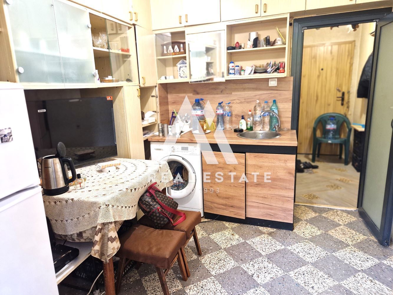 Продава гарсониера в ж.к. Сторгозия - 0