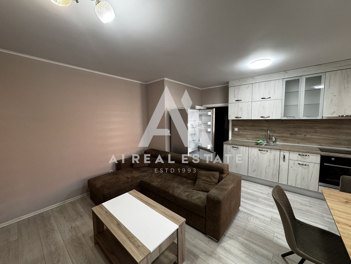 🏡 Двустаен апартамент под наем в нова сграда до Медицински университет – Плевен - 0