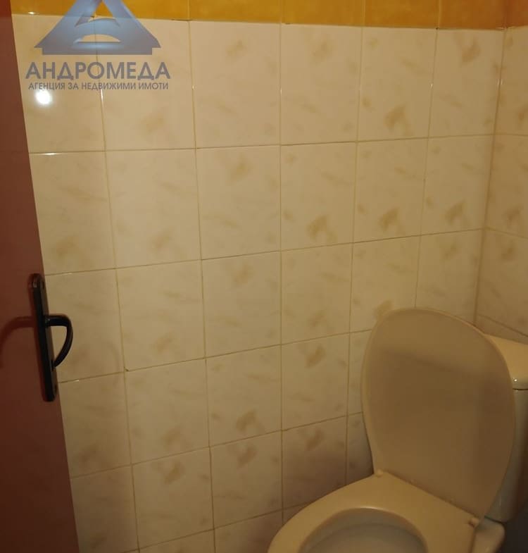 Дава под наем тристаен апартамент - 0