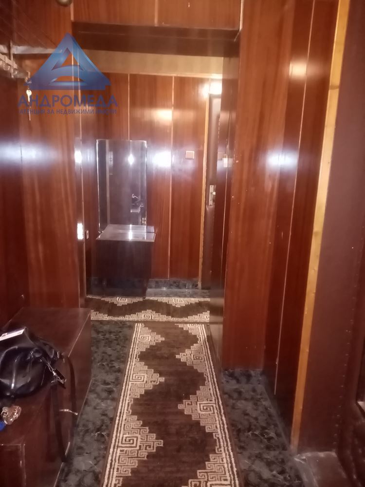 двустаен апартамент под наем - 0