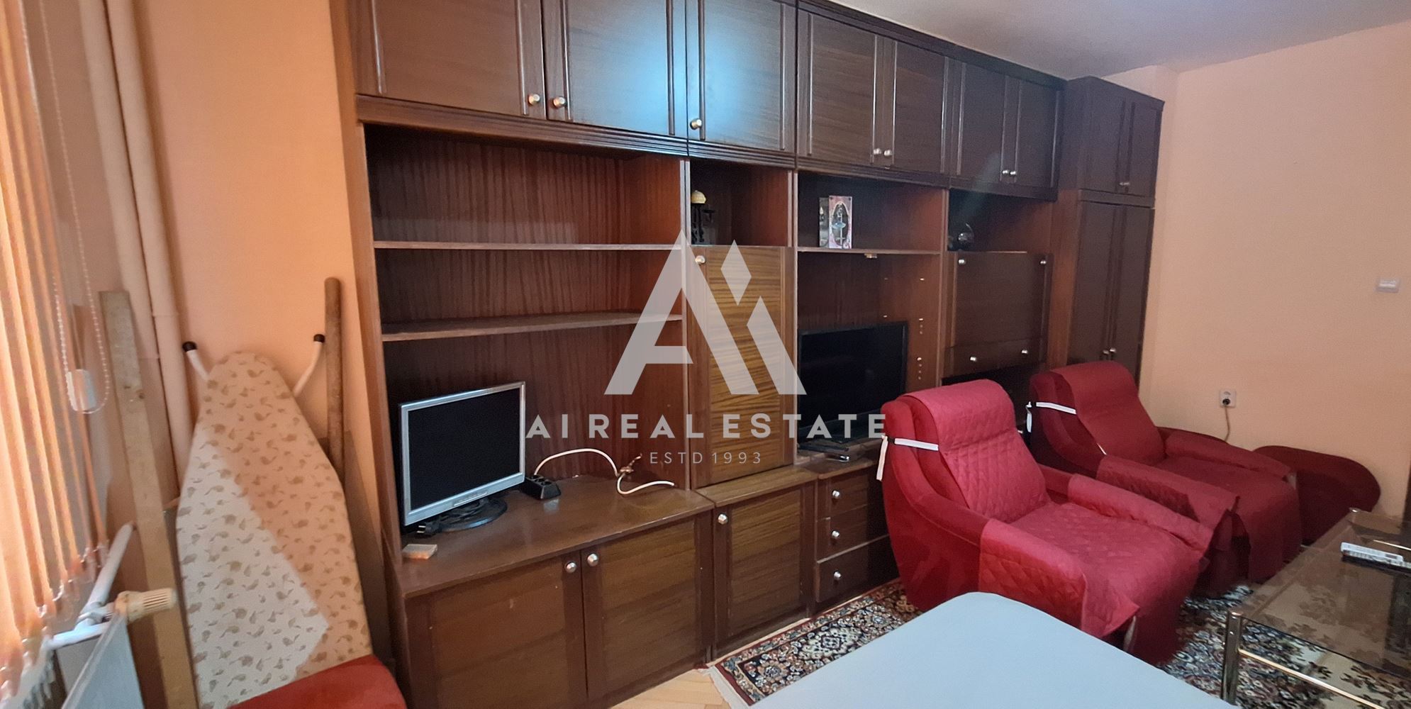 двустаен апартамент под наем - 0