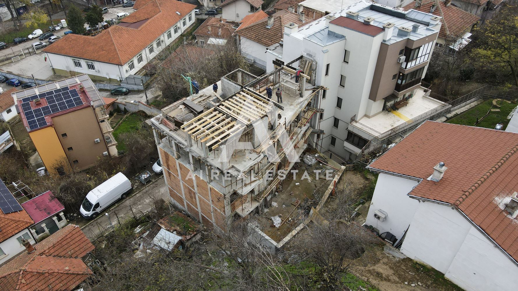 Двустаен апартамент в бутикова сграда Maison 19 - 0