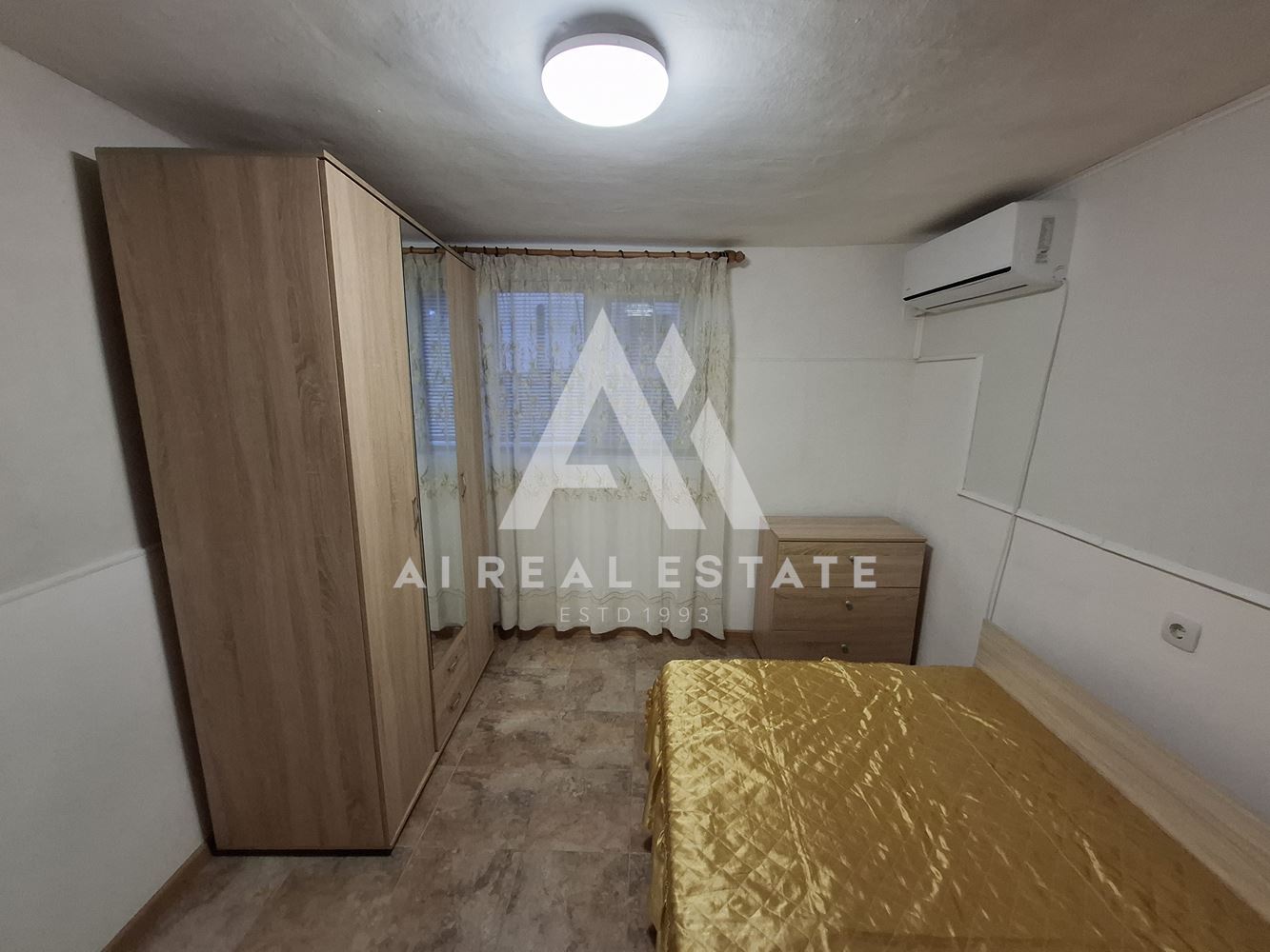 Апартамент под наем в семейна къща! - 0