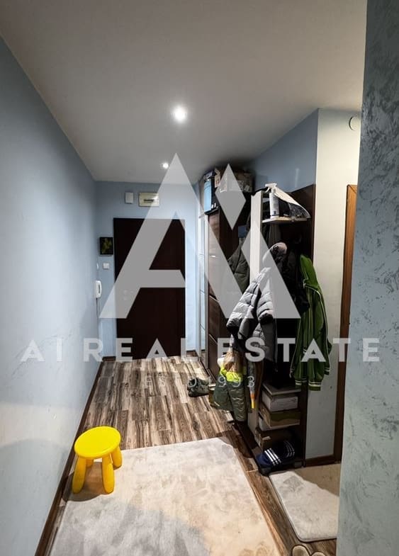 Тристаен апартамент с югоизточно изложение в гр. Плевен - 0