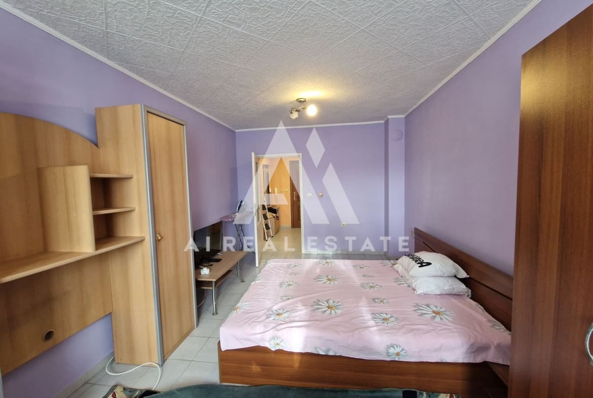 Дава под наем тристаен апартамент - 0